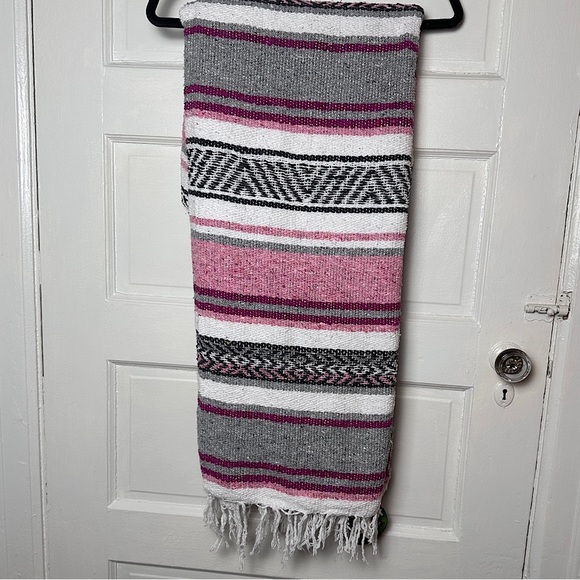 NWT Earth Ragz Southwestern Mexican Striped Falsa Throw Blanket Pink Tones - Picture 13 of 17
